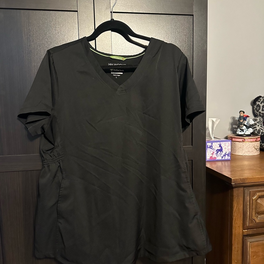 Black V-Neck Scrub Top